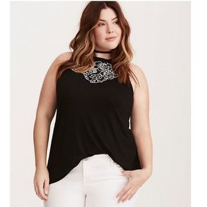 Embroidered black torrid tank
